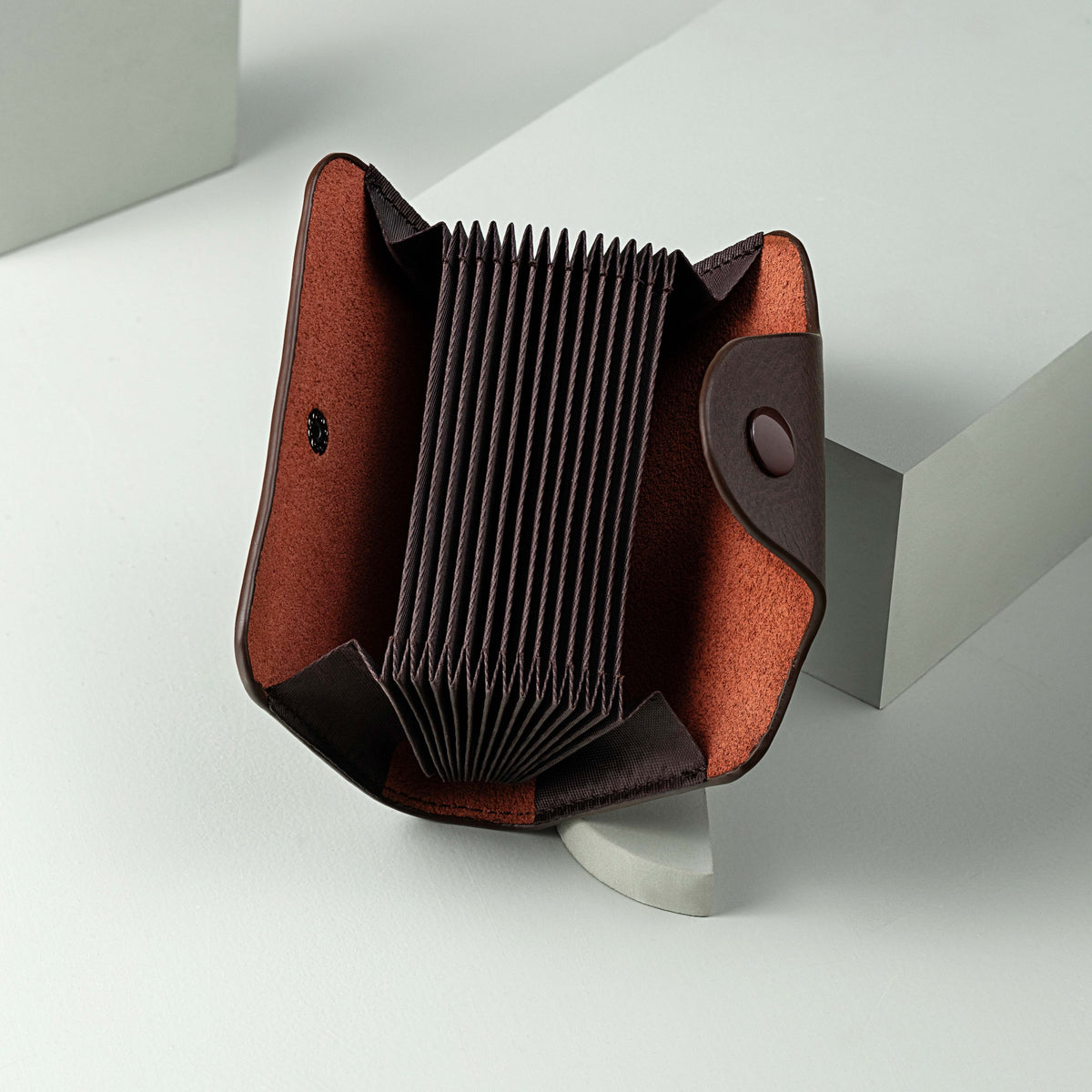 Pioneer Multi Card Holder with cash pockets